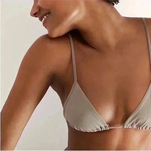 Free People Sammi Triangle Bra White/Blanc M-L/ M-G NWT 🙌🏻✨⏰💭🤝⌛️ - Picture 10 of 16